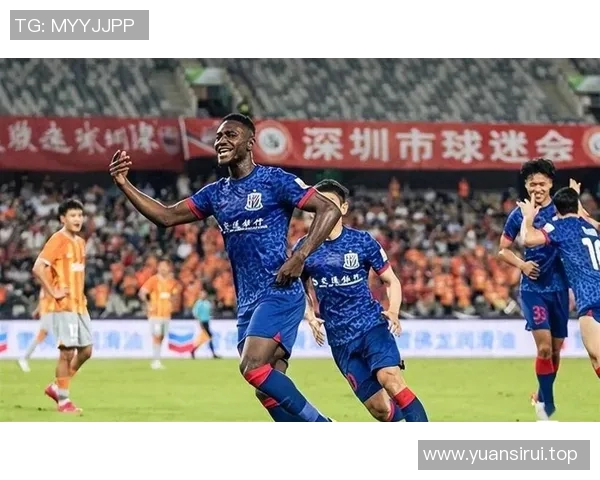 突发！足球八卦宣布将离队，球迷不舍告别